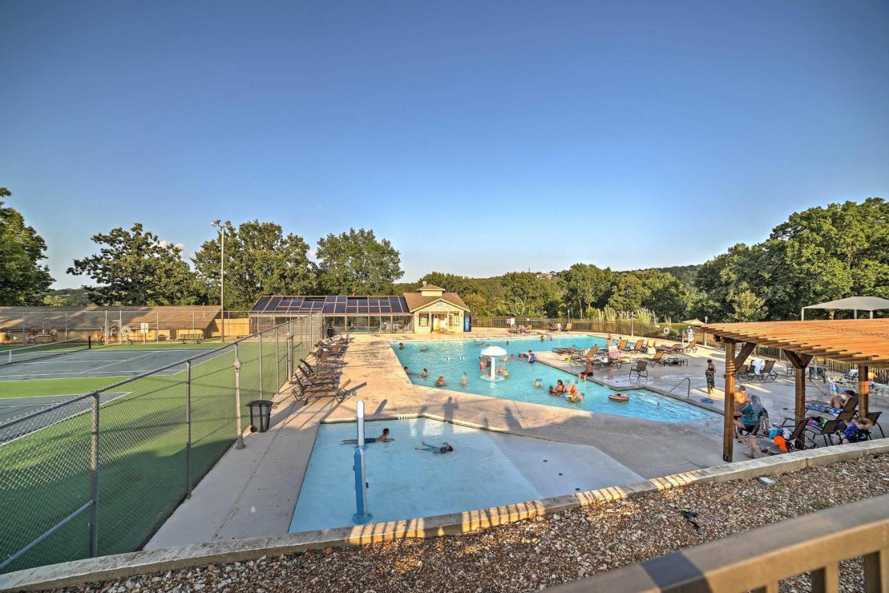 Branson Condo With Pool Access, Walk To Fishing Экстерьер фото