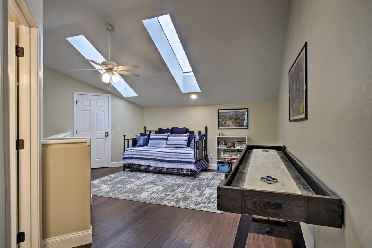 Branson Condo With Pool Access, Walk To Fishing Экстерьер фото